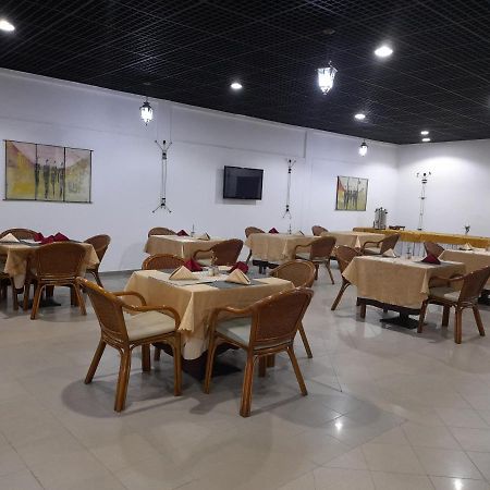 Lungi Airport Hotels Tulun Ngoại thất bức ảnh