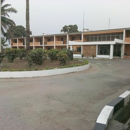 Lungi Airport Hotels Tulun Ngoại thất bức ảnh