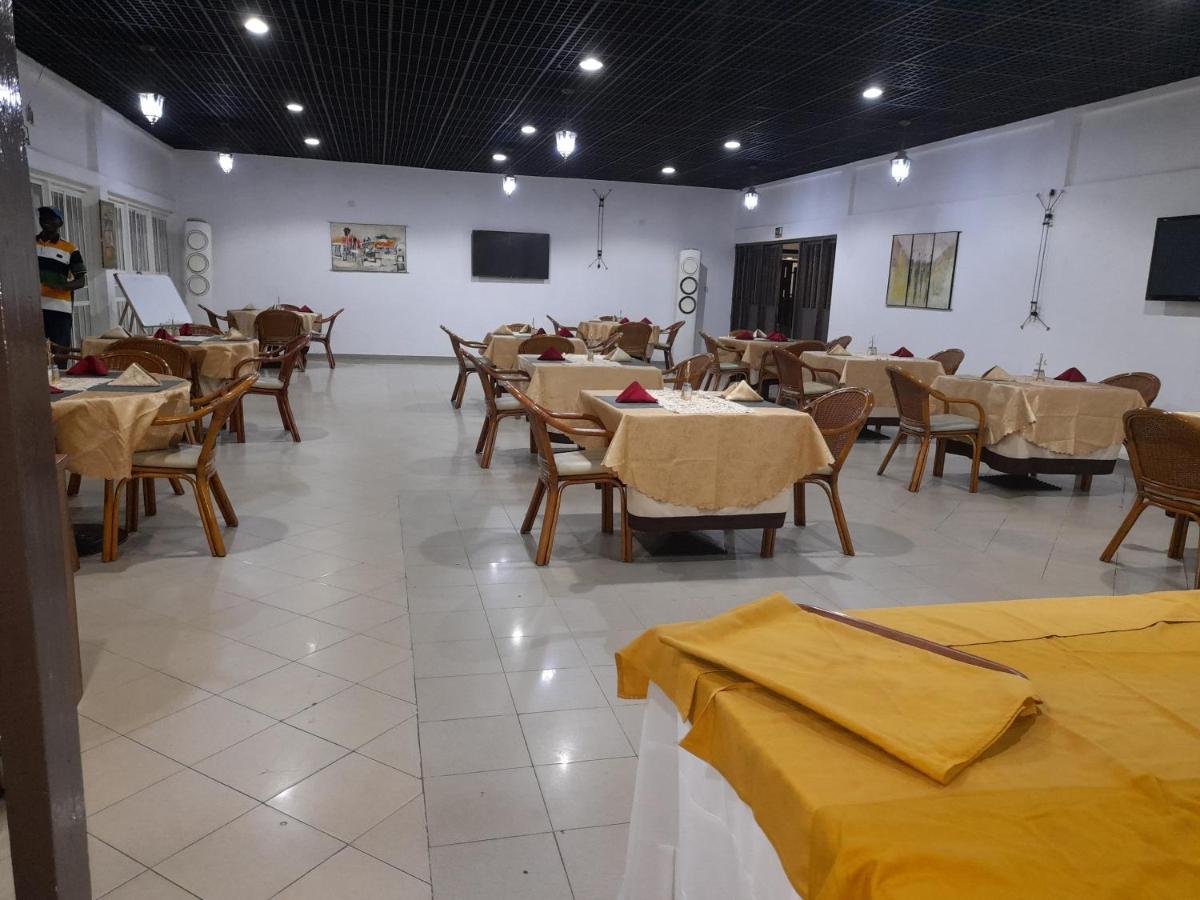 Lungi Airport Hotels Tulun Ngoại thất bức ảnh