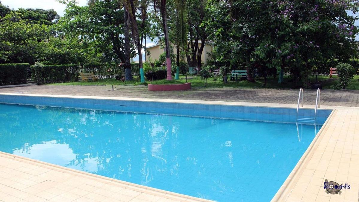 Lungi Airport Hotels Tulun Ngoại thất bức ảnh