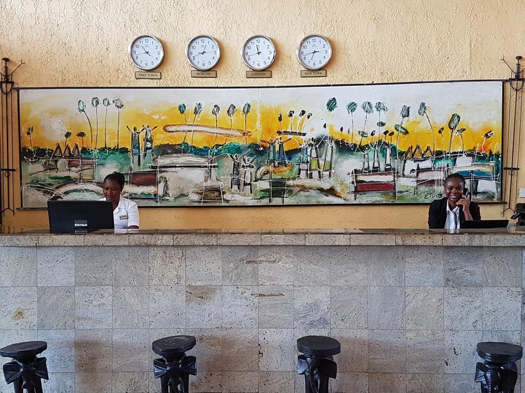 Lungi Airport Hotels Tulun Ngoại thất bức ảnh