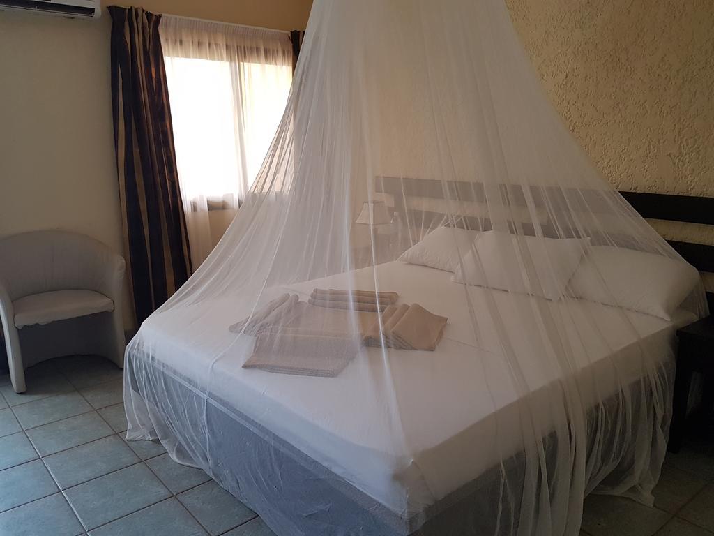 Lungi Airport Hotels Tulun Ngoại thất bức ảnh