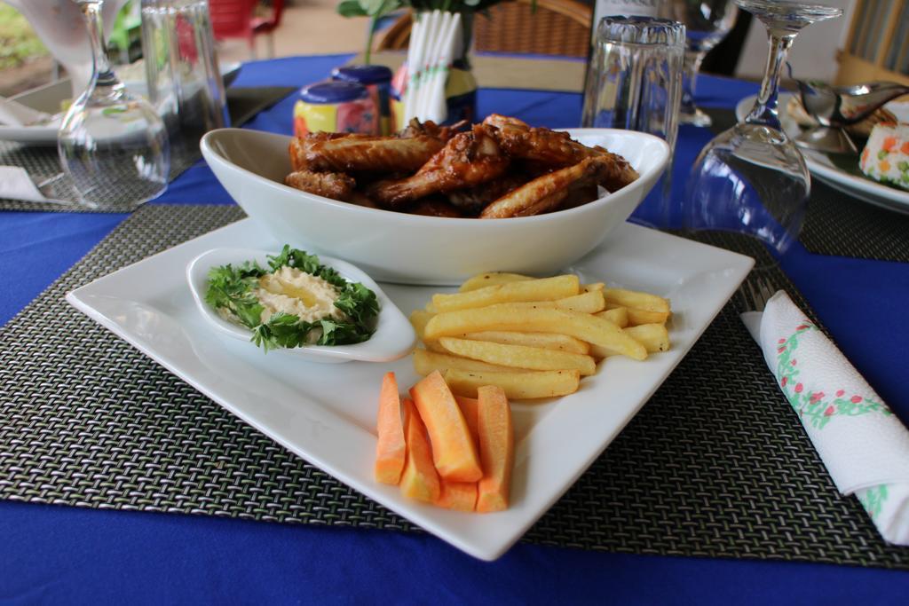 Lungi Airport Hotels Tulun Ngoại thất bức ảnh