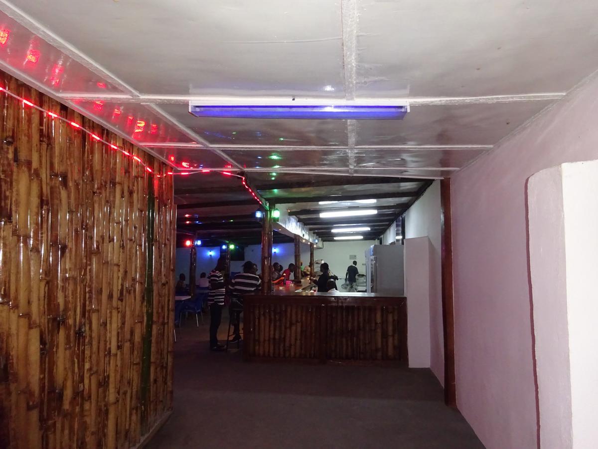 Lungi Airport Hotels Tulun Ngoại thất bức ảnh