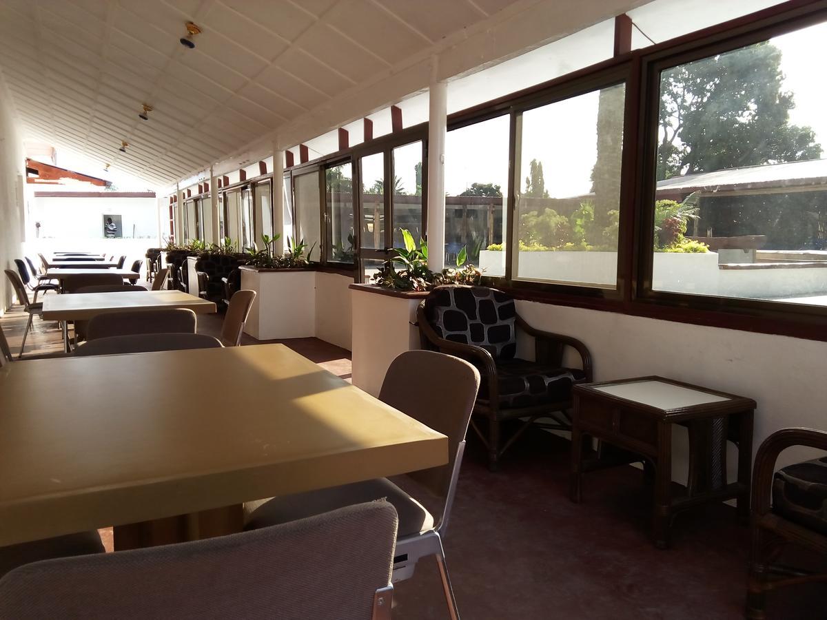 Lungi Airport Hotels Tulun Ngoại thất bức ảnh