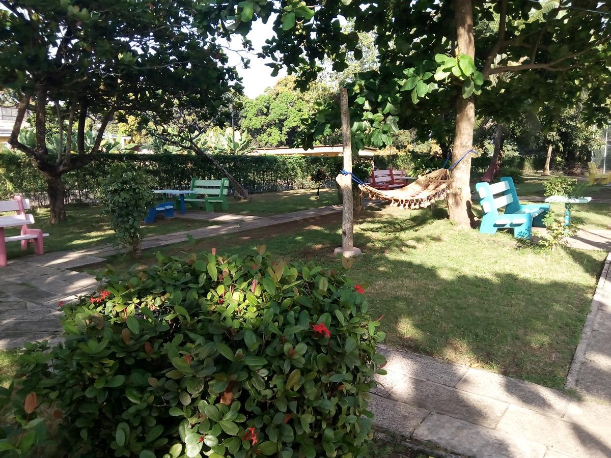 Lungi Airport Hotels Tulun Ngoại thất bức ảnh