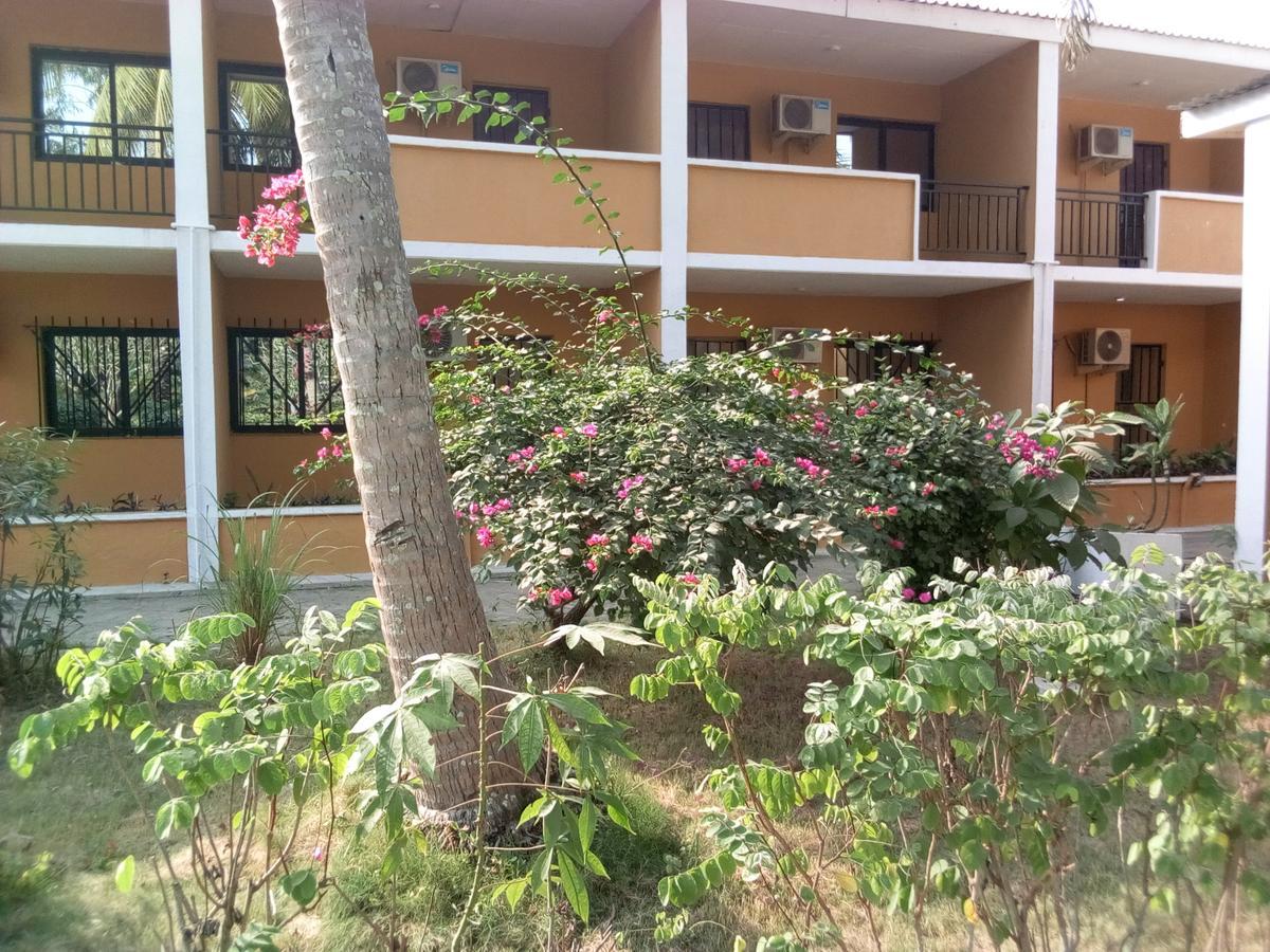 Lungi Airport Hotels Tulun Ngoại thất bức ảnh